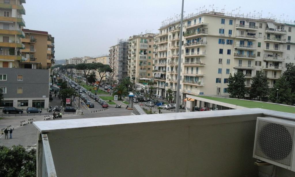 B&B Italia Napoli ภายนอก รูปภาพ