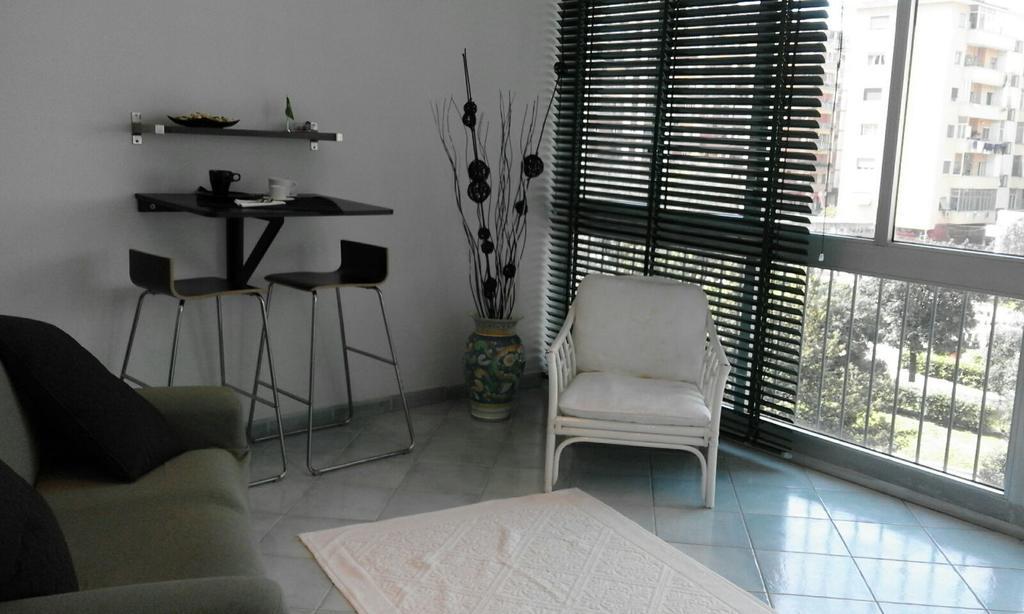 B&B Italia Napoli ภายนอก รูปภาพ