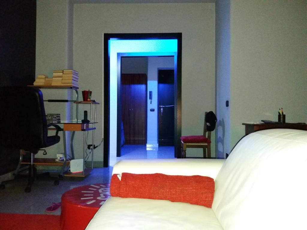 B&B Italia Napoli ภายนอก รูปภาพ