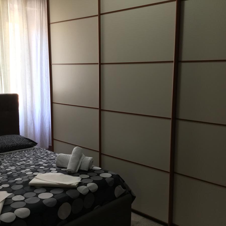 B&B Italia Napoli ภายนอก รูปภาพ